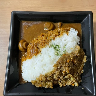 2種カレー＊スパークリングワインに合う！